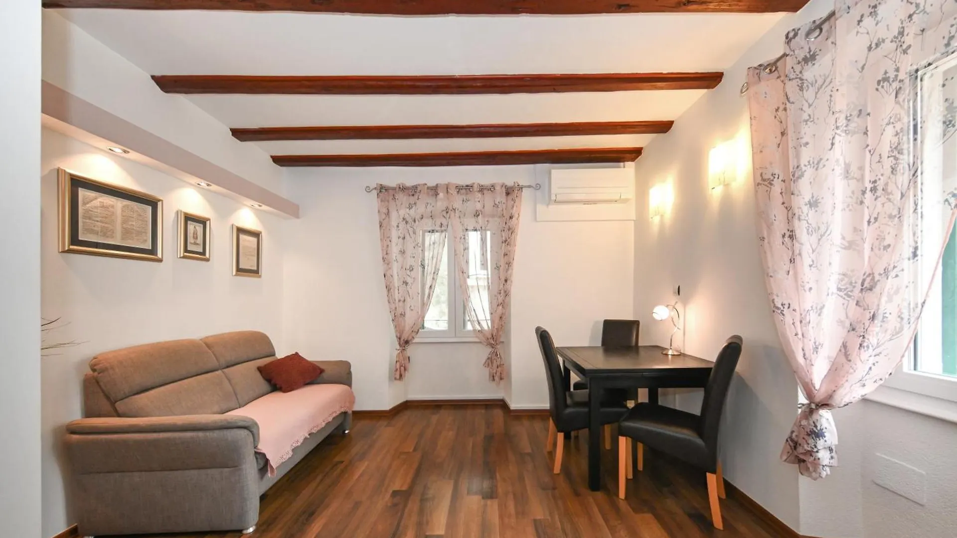 Apartment Aldora Zadar